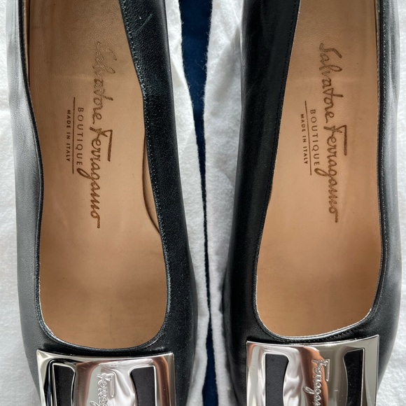 Vintage Salvatore Ferragamo Block Heel Ballet Pumps - Picture 3 of 9